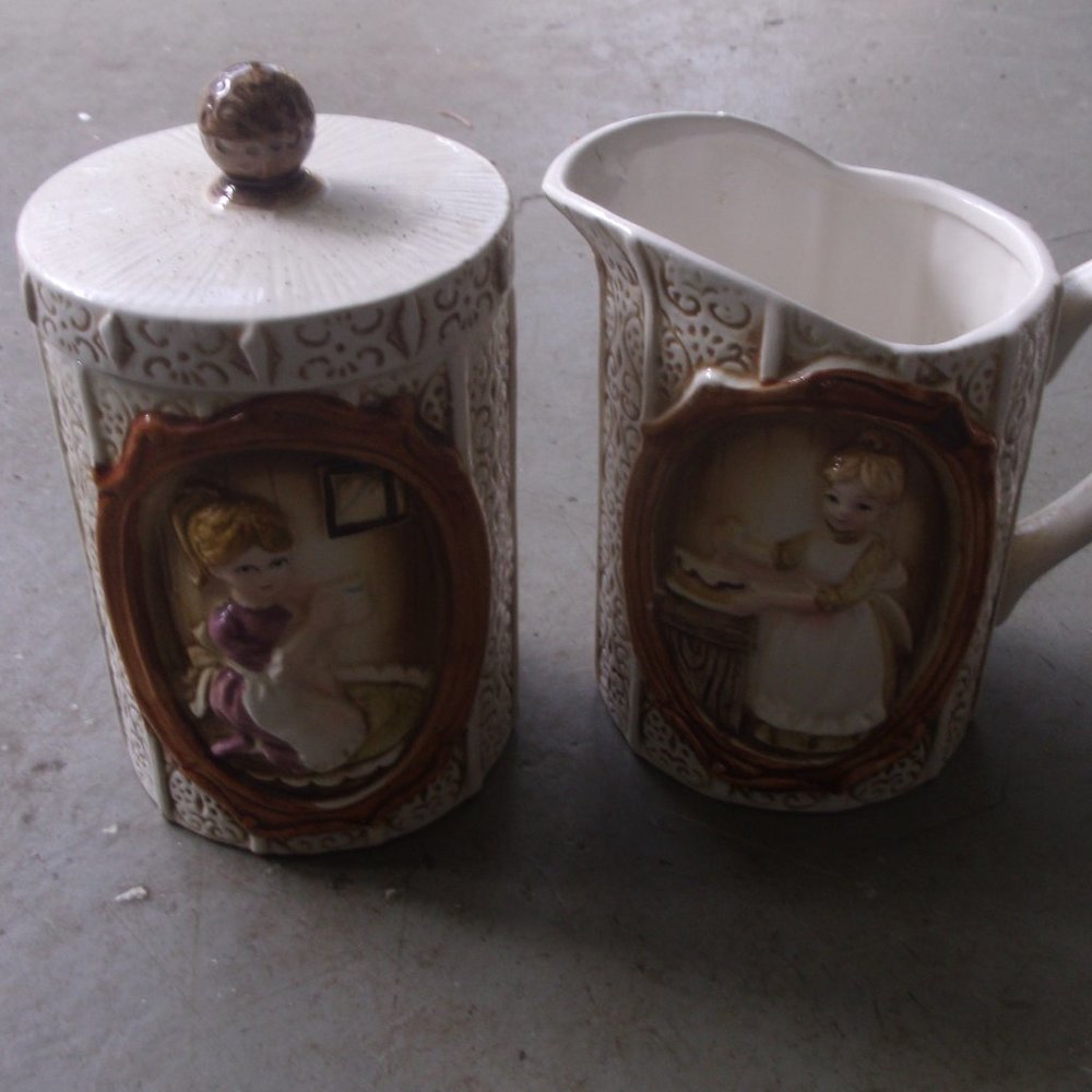 Sears Roebuck Pioneer Women creamer sugar bowl
